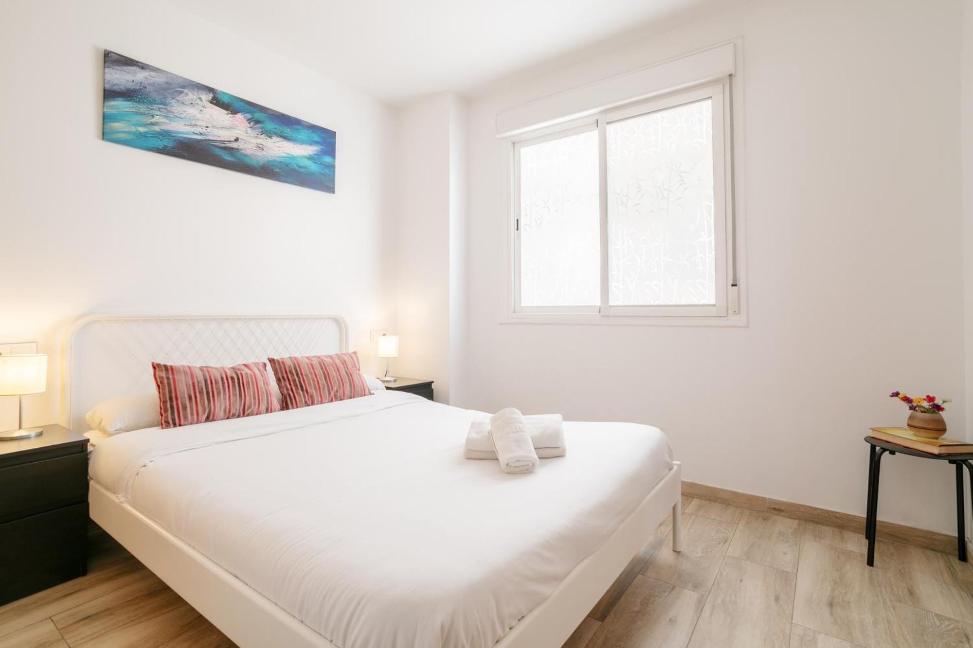 Apartamentos San Leandro, Centro Alicante Eksteriør billede