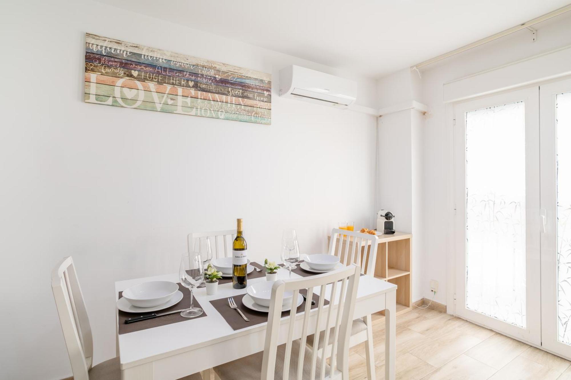 Apartamentos San Leandro, Centro Alicante Eksteriør billede