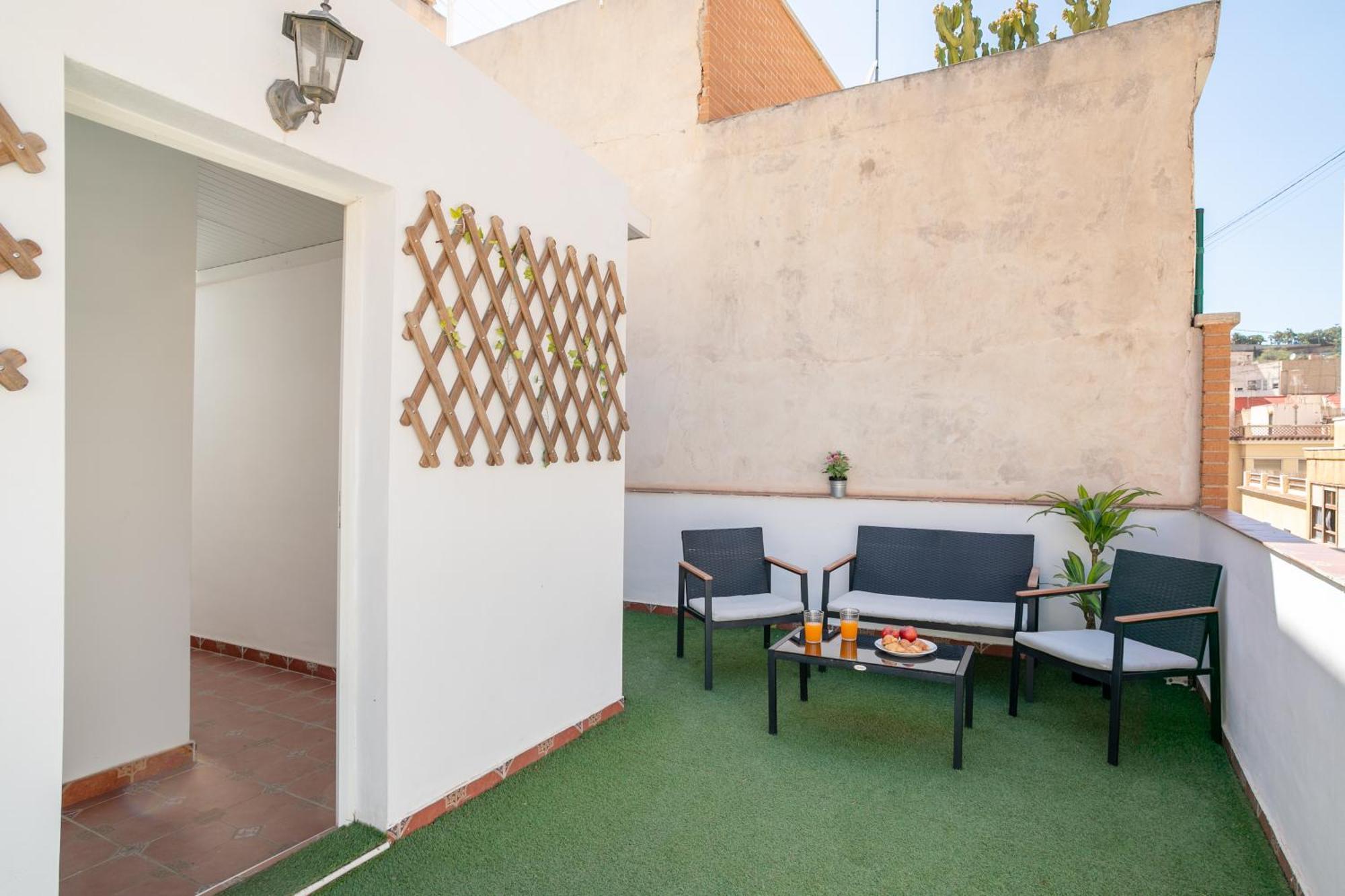 Apartamentos San Leandro, Centro Alicante Eksteriør billede