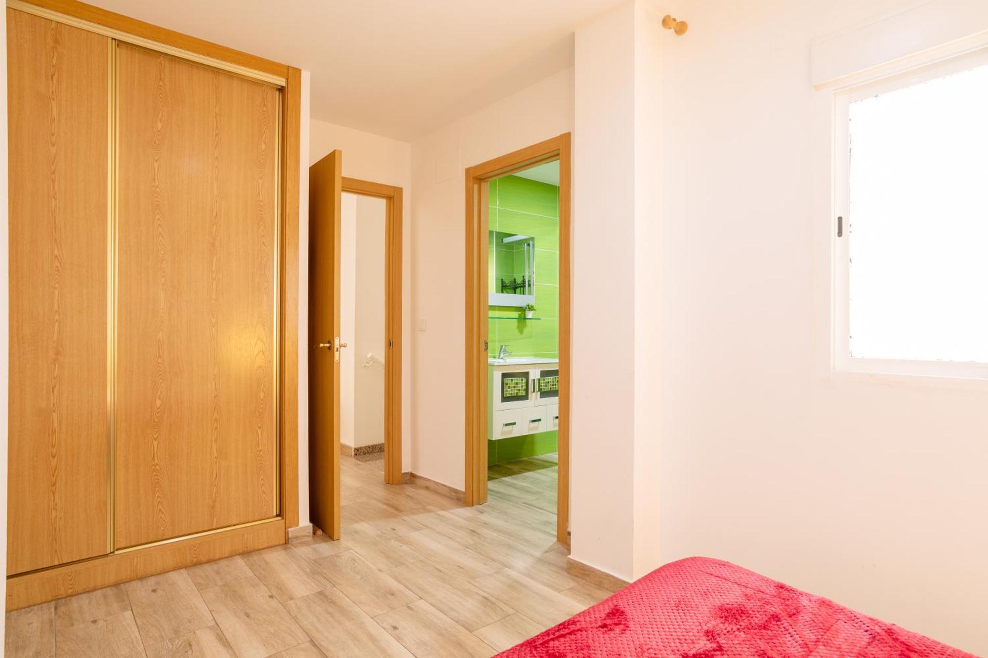 Apartamentos San Leandro, Centro Alicante Eksteriør billede